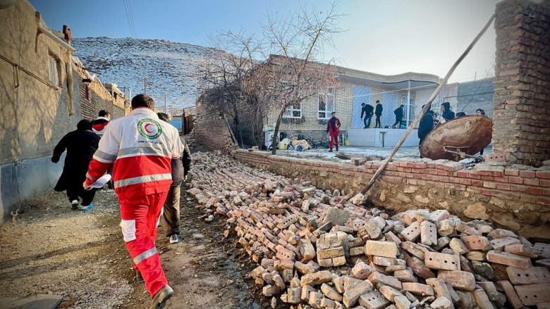 پایان امدادرسانی هلال احمر در خوی/ امدادرسانی به ۲۱ هزار و ۵۳۵ زلزله‌زده