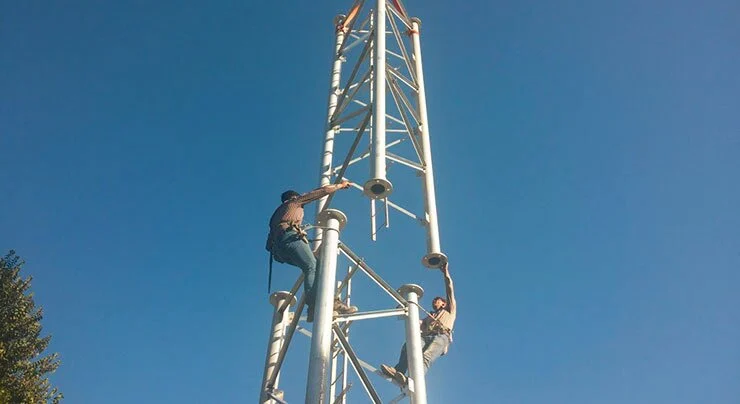 Advantages and disadvantages of Monopole mast